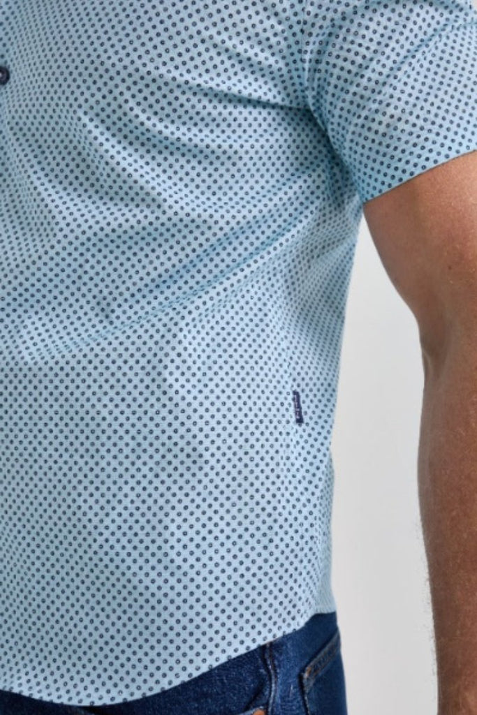 Stone Rose Light Blue Dot Short Sleeve Print Shirt - Archery Close Men's